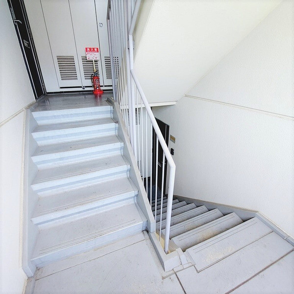 ��ʌ��������܎s�΋擌�Y�a�T���ڂ̃}���V�����̂��̑�