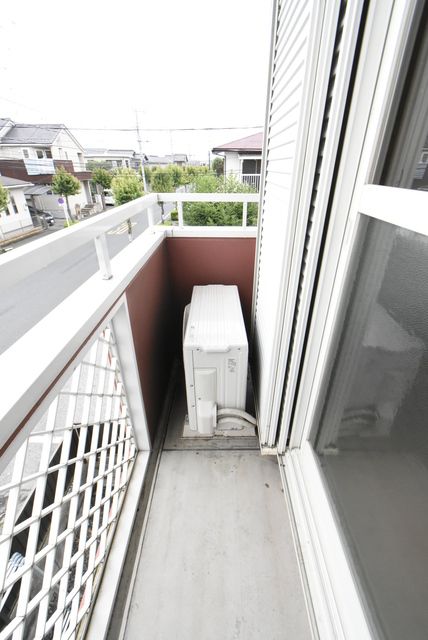 ��ʌ��@�c�s���V�h�T���ڂ̃A�p�[�g�̃o���R�j�[