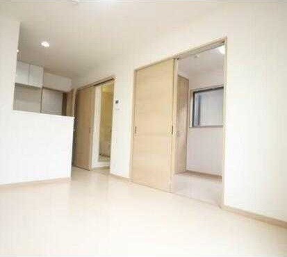 ��ʌ��������܎s����厚�w��̃A�p�[�g�̂��̑������E�X�y�[�X