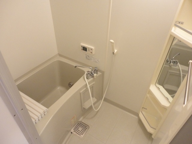 ��ʌ��������܎s����厚�w��̃A�p�[�g�̃o�X