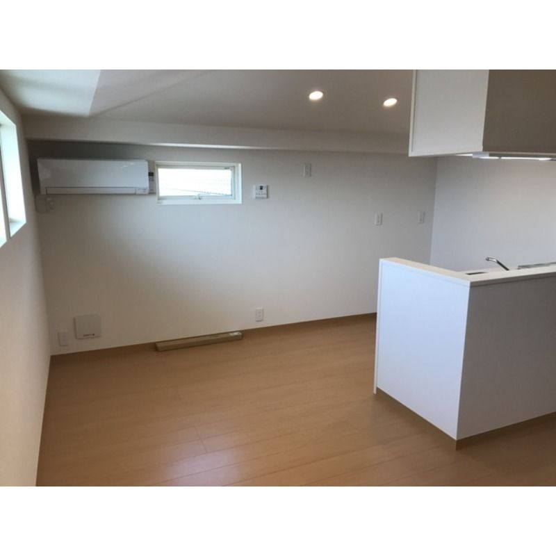 ��ʌ��������܎s��΋�{���Q���ڂ̃A�p�[�g�̋��ԁE���r���O