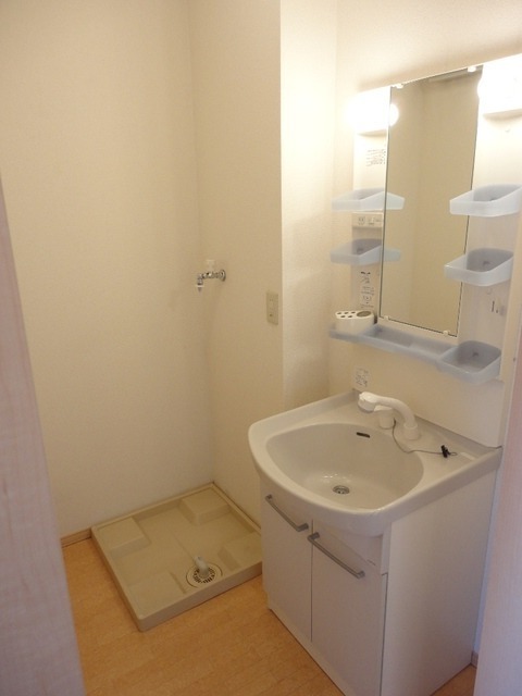 ��ʌ��������܎s����厚�w��̃A�p�[�g�̐��ʏ�