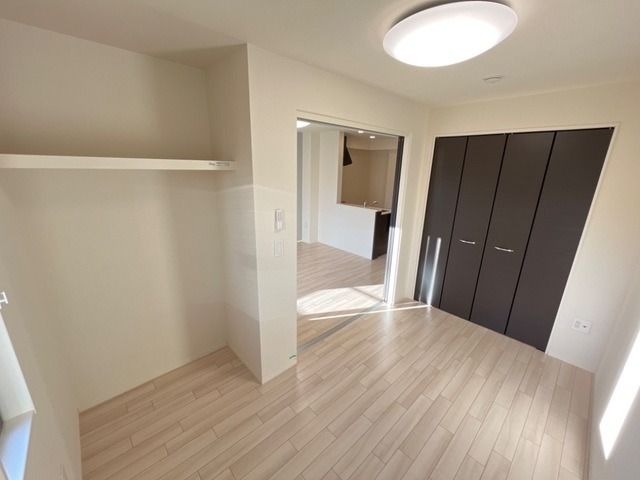 ��ʌ��������܎s�΋�厚�O���̃A�p�[�g�̂��̑������E�X�y�[�X