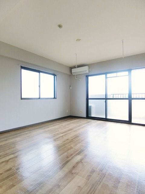 ��ʌ��������܎s��΋擌��΂T���ڂ̃}���V�����̋����E���r���O