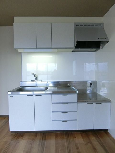 ��ʌ��������܎s��΋擌��΂T���ڂ̃}���V�����̃L�b�`��