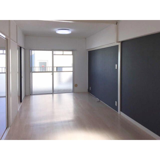 ��ʌ��z�J�s���������̃}���V�����̋��ԁE���r���O