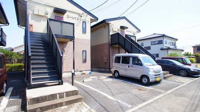 ��ʌ�����s�厚���J�̃A�p�[�g�̃G���g�����X