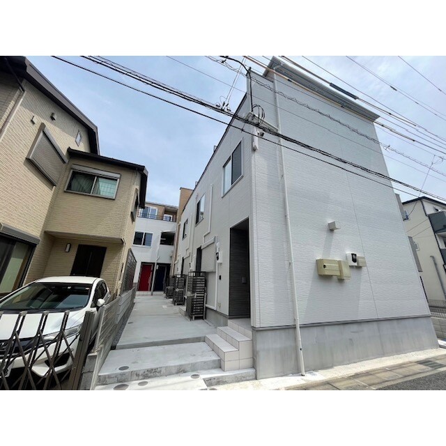 ��ʌ��������܎s�����擌��{�U���ڂ̃^�E���n�E�X�̌����O��