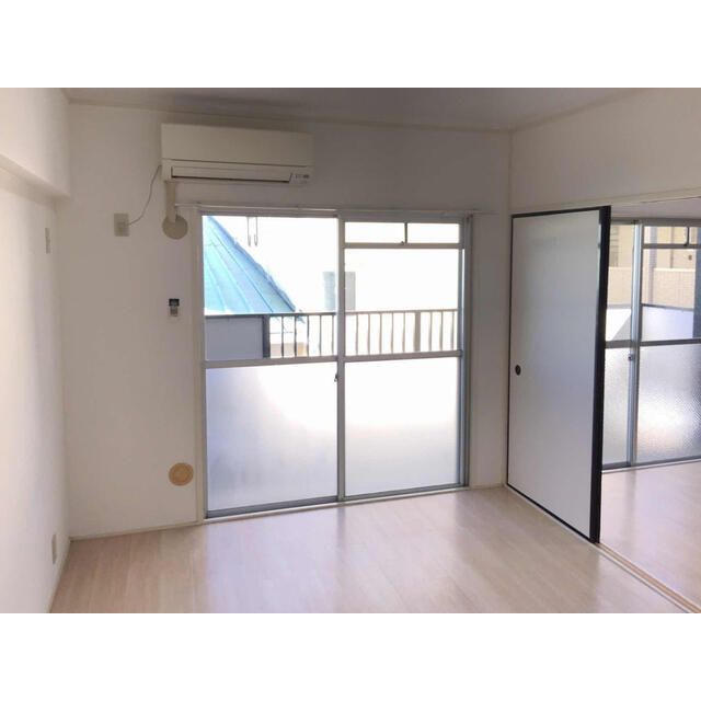 ��ʌ��z�J�s���������̃}���V�����̐��ʏ�