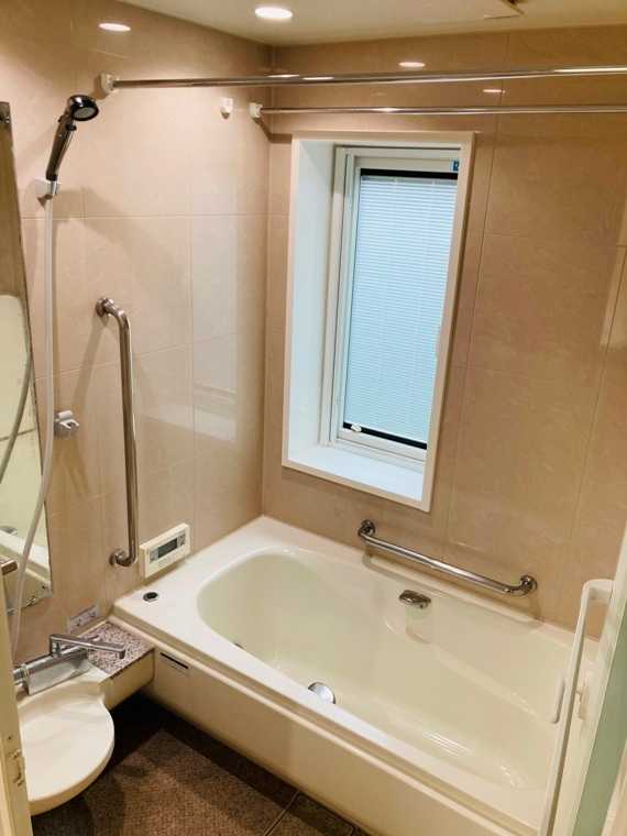 ��ʌ��������܎s��摾�c�E�Q���ڂ̈�ˌ��Ẵo�X