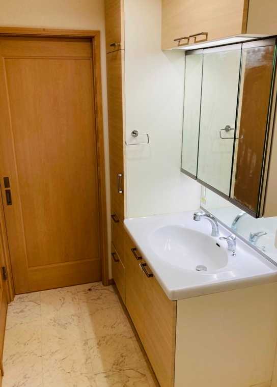 ��ʌ��������܎s��摾�c�E�Q���ڂ̈�ˌ��Ă̐��ʏ�