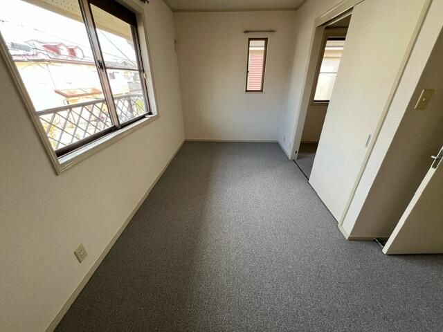 ��ʌ��z�J�s��h���P���ڂ̃e���X�n�E�X�̂��̑������E�X�y�[�X