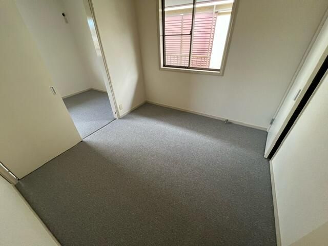 ��ʌ��z�J�s��h���P���ڂ̃e���X�n�E�X�̂��̑������E�X�y�[�X