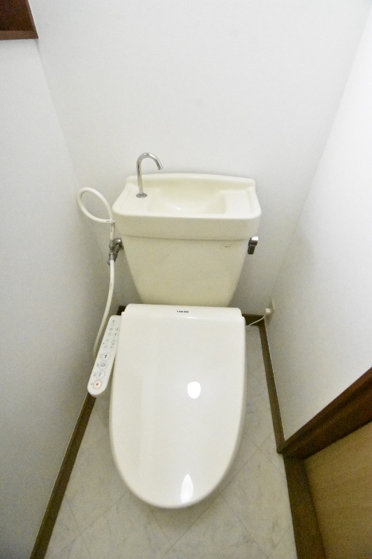 ��ʌ��������܎s��΋���q�T���ڂ̃A�p�[�g�̃g�C��