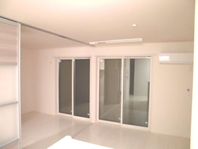 ��ʌ��������܎s�Y�a���؍�U���ڂ̃A�p�[�g�̋��ԁE���r���O