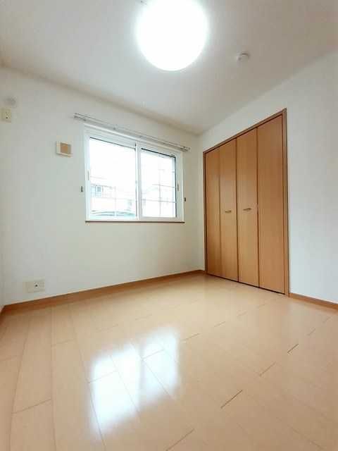 ��ʌ��@�c�s�Β��R���ڂ̃A�p�[�g�̂��̑������E�X�y�[�X