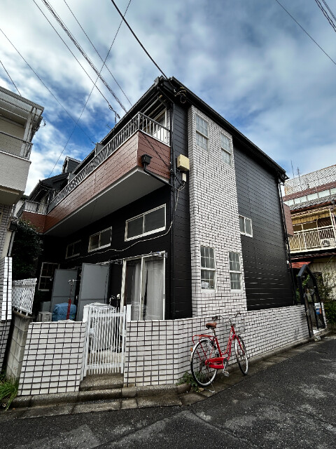 ��ʌ��������܎s��{��听���R���ڂ̃A�p�[�g�̌����O��