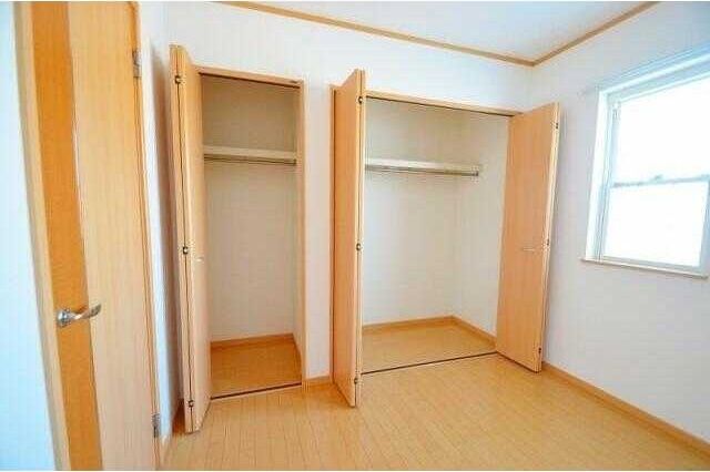 ��ʌ��k�����S�ɓޒ��h�T���ڂ̃^�E���n�E�X�̎��[