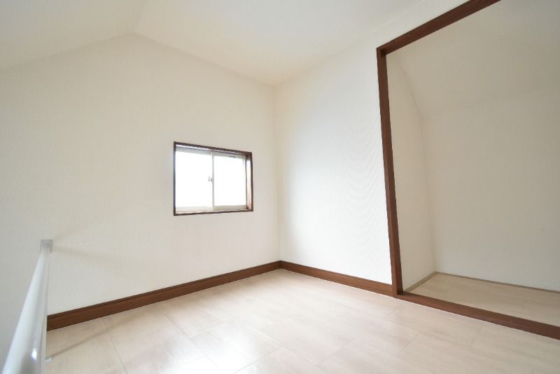 ��ʌ��������܎s��{��听���R���ڂ̃A�p�[�g�̂��̑������E�X�y�[�X