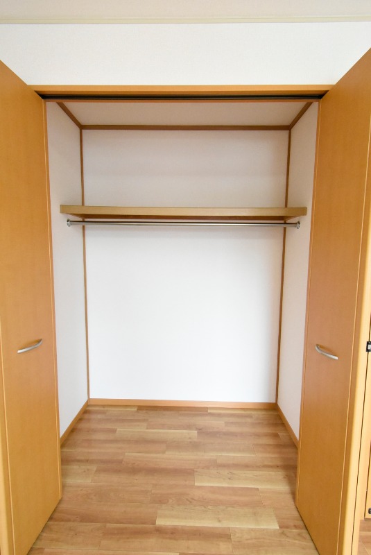 ��ʌ��������܎s�k�捡�H���̃A�p�[�g�̎��[