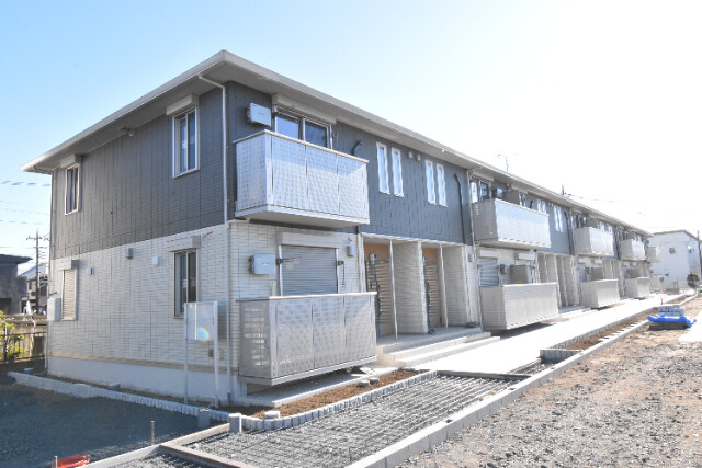 ��ʌ��z�J�s�{�{���Q���ڂ̃A�p�[�g�̌����O��