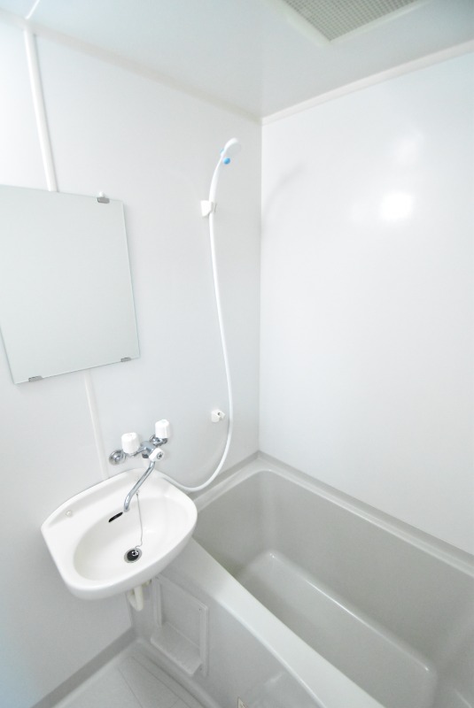 ��ʌ��������܎s�Y�a��j���J�R���ڂ̃}���V�����̐��ʏ�