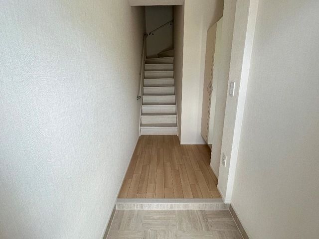 ��ʌ�����s�厚�����̃A�p�[�g�̌���