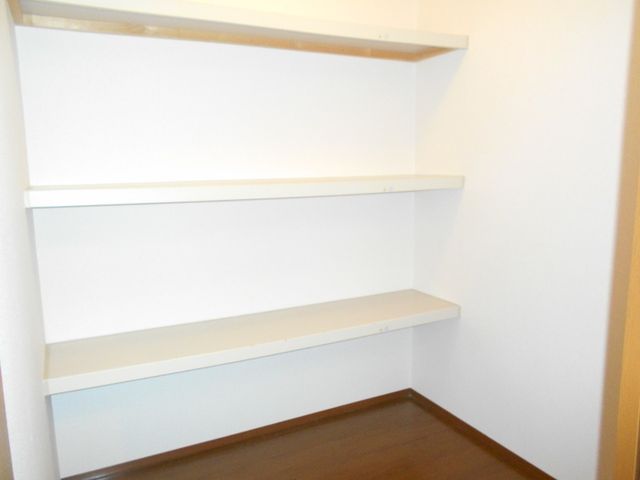 ��ʌ��������܎s�k��ʏ����̃A�p�[�g�̂��̑������E�X�y�[�X