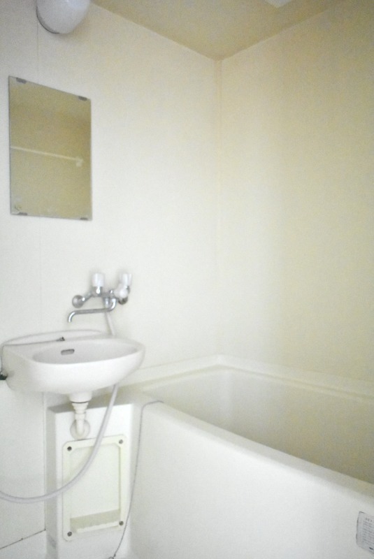 ��ʌ��˓c�s�����Q���ڂ̃}���V�����̃o�X