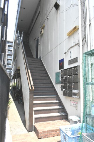 ��ʌ��˓c�s�����Q���ڂ̃}���V�����̃G���g�����X