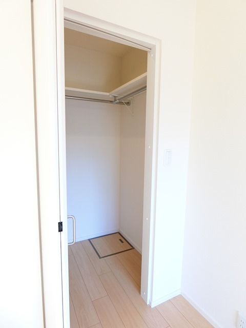 ��ʌ��������܎s�k����i���P���ڂ̃}���V�����̎��[