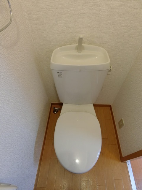 ��ʌ��������܎s��{��㏬���̃A�p�[�g�̃g�C��