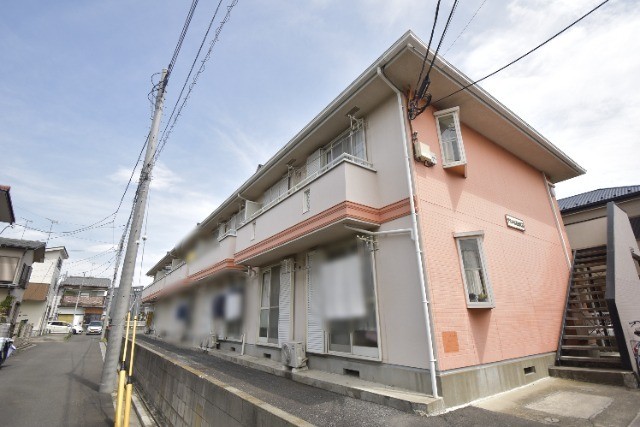 ��ʌ��������܎s����厚���m��̃A�p�[�g�̌����O��