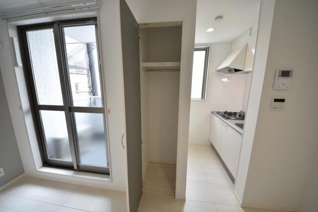 ��ʌ��������܎s�k�捡�H���̃A�p�[�g�̎��[