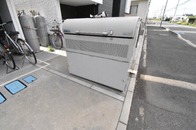 ��ʌ��������܎s�k�捡�H���̃A�p�[�g�̂��̑�