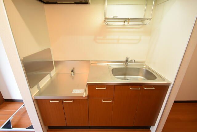 ��ʌ��z�J�s���������̃A�p�[�g�̃L�b�`��