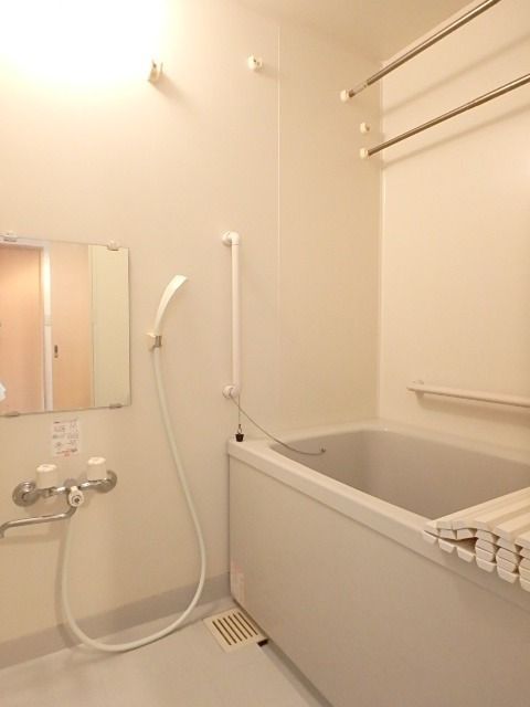 ��ʌ�����s�厚���s�̃}���V�����̃o�X