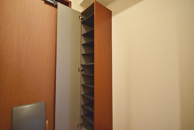 ��ʌ��z�J�s���������̃A�p�[�g�̌���