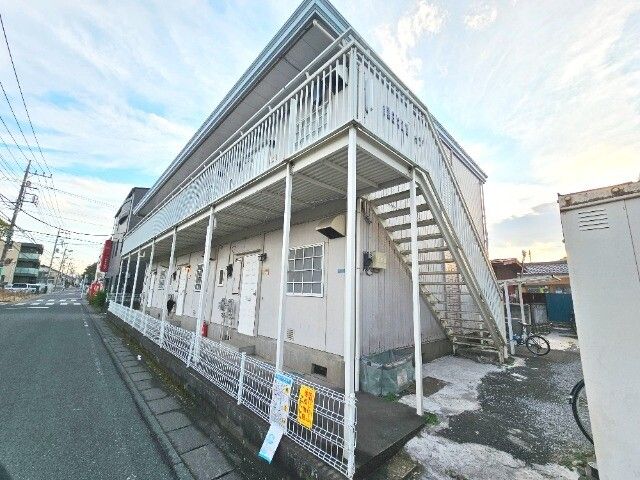 ��ʌ��������܎s��΋撇���P����13-15�̃A�p�[�g�̌����O��