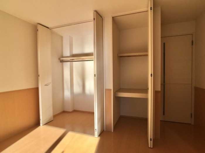 ��ʌ�����s����T���ڂ̃A�p�[�g�̎��[