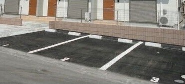 ��ʌ��������܎s�΋�厚����c�̃e���X�n�E�X�̒��ԏ�