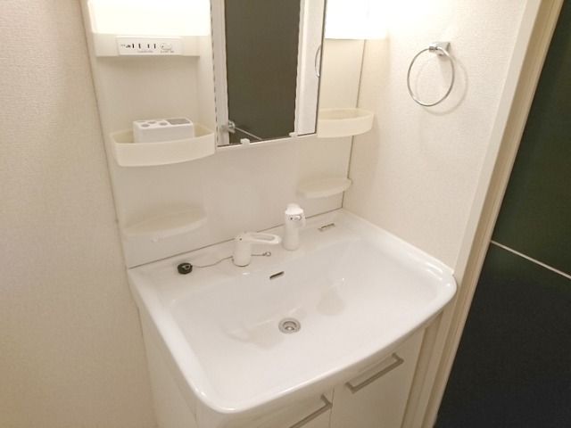 ��ʌ��z�J�s�����P���ڂ̃A�p�[�g�̐��ʏ�