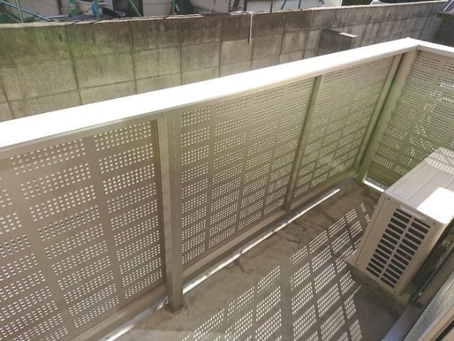 ��ʌ��z�J�s�����P���ڂ̃A�p�[�g�̃o���R�j�[