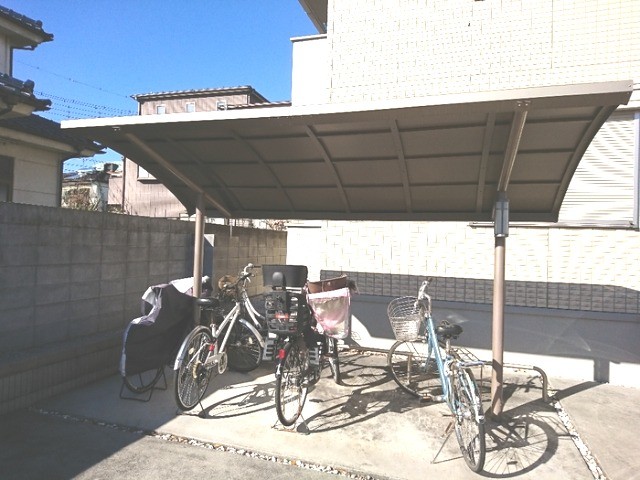 ��ʌ��z�J�s�����P���ڂ̃A�p�[�g�̂��̑�