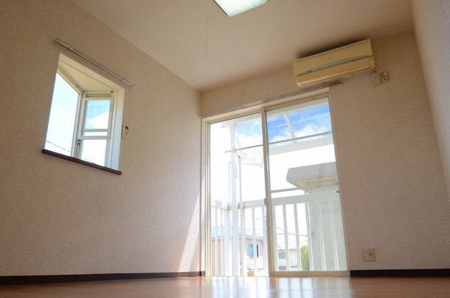 ��ʌ��������܎s�������a�c���P���ڂ̃A�p�[�g�̋��ԁE���r���O