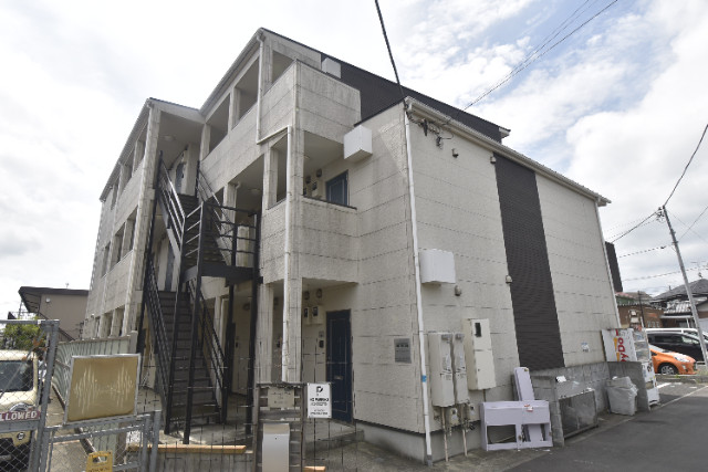 ��ʌ��������܎s����厚�w��̃A�p�[�g�̌����O��