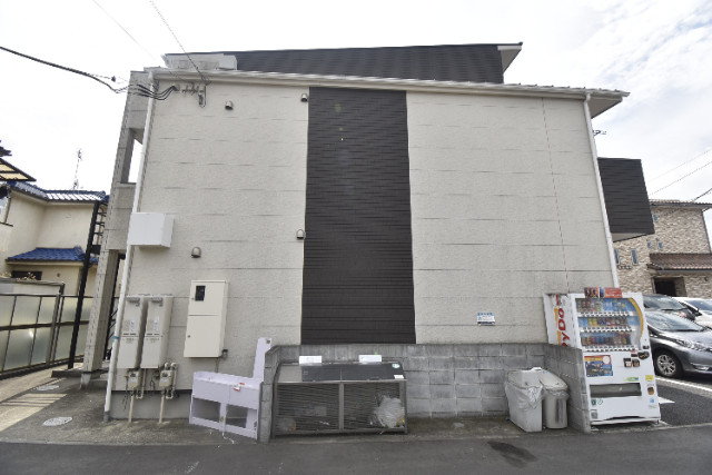 ��ʌ��������܎s����厚�w��̃A�p�[�g�̌����O��