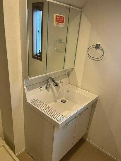 ��ʌ��������܎s�Y�a��k�Y�a�Q���ڂ̃}���V�����̐��ʏ�