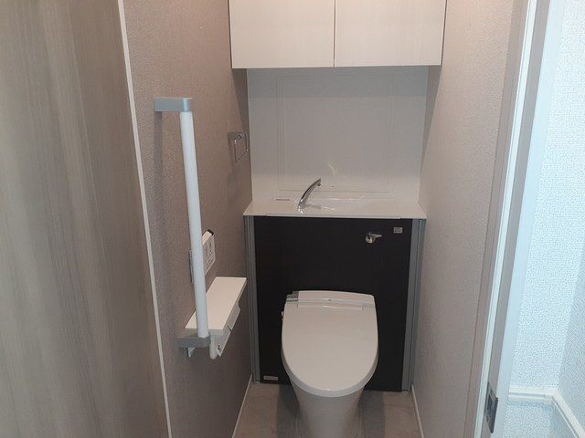 ��ʌ�����s������S���ڂ̃A�p�[�g�̃g�C��