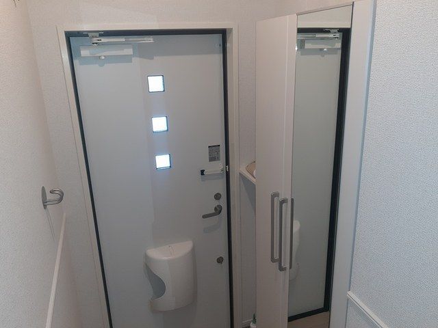 ��ʌ�����s������S���ڂ̃A�p�[�g�̌���